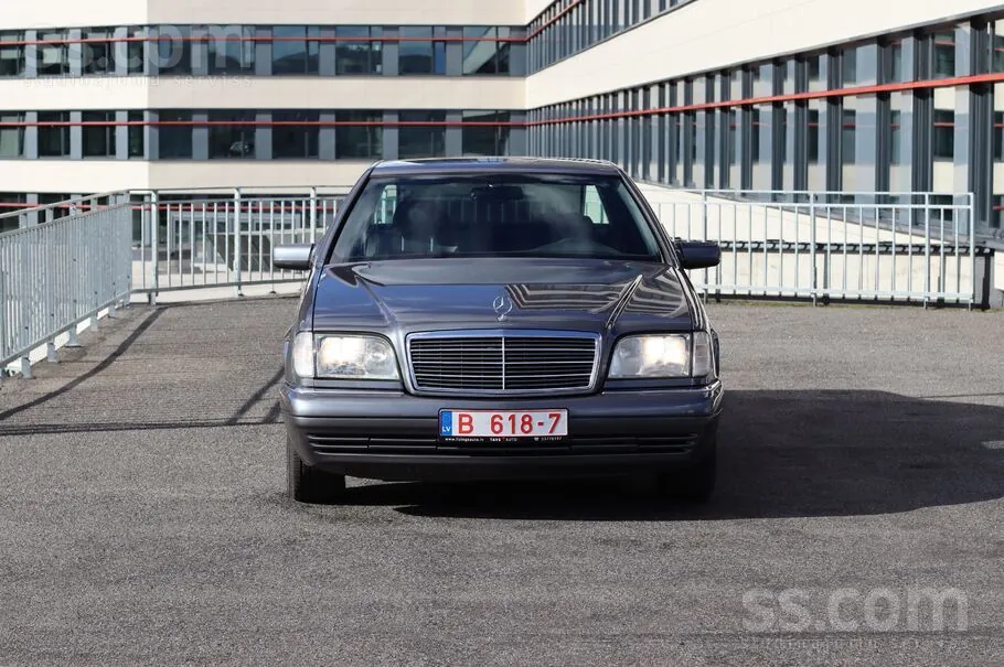 Mercedes-Benz S500 1995 photo 2