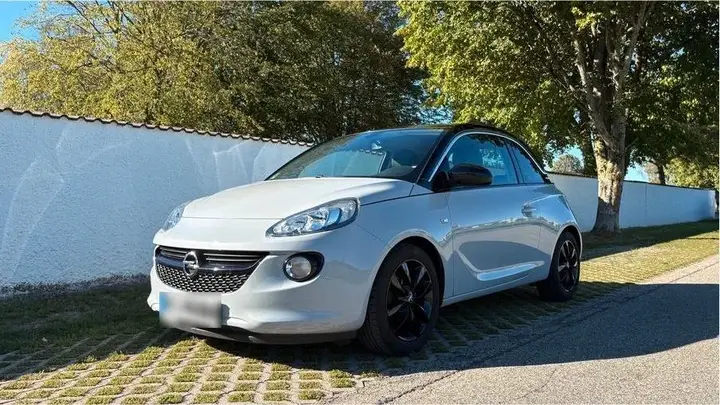 Opel Adam