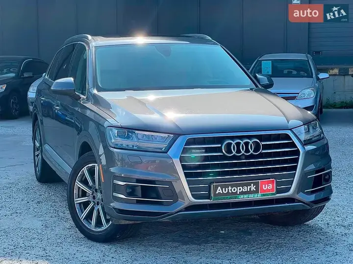 Audi Q7 2019 photo 3