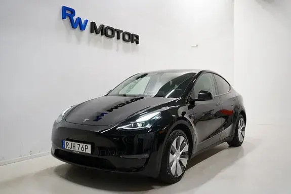 Tesla Model Y 2023 photo 2