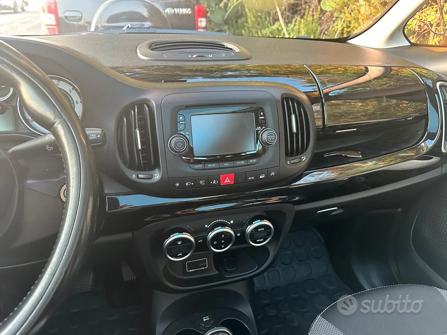 Fiat 500L 2015 photo 3