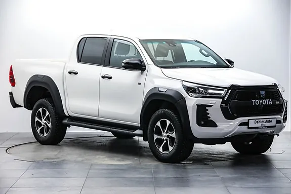 Toyota Hilux 2023 photo 2