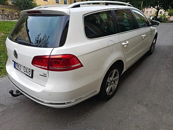 Volkswagen Passat 2012 photo 4