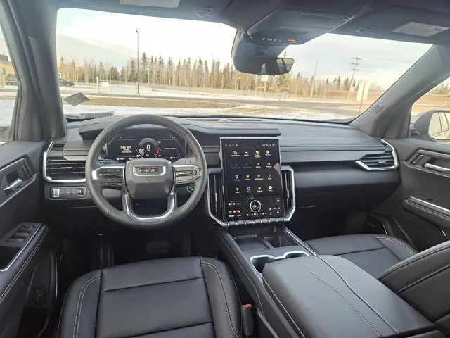 GMC Acadia 2026 photo 2
