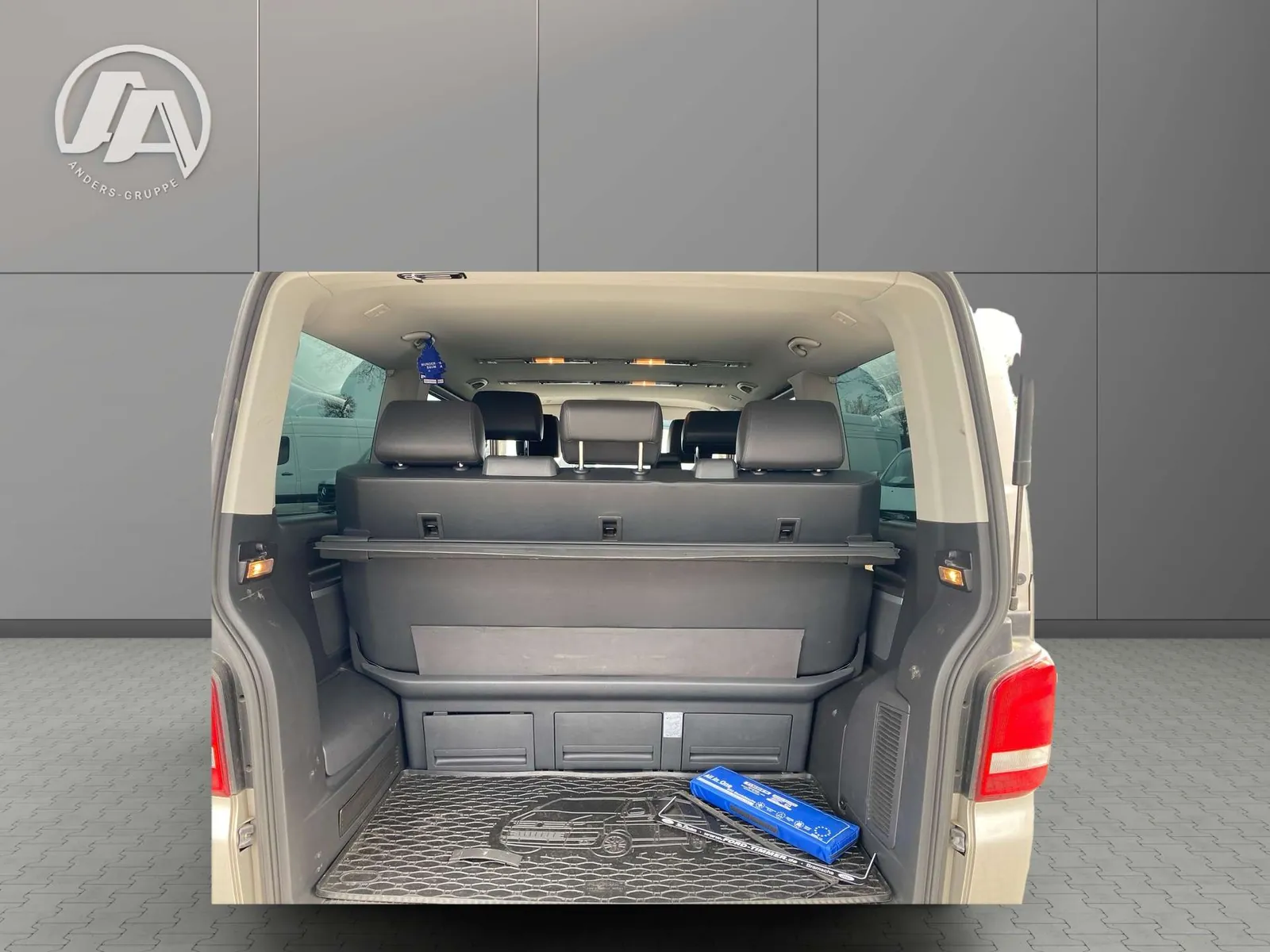 Volkswagen T5 Multivan 2014 photo 5