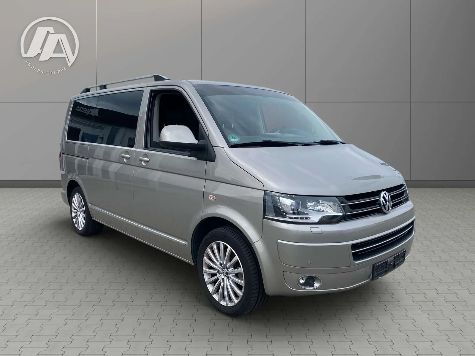 Volkswagen T5 Multivan 2014 photo 2