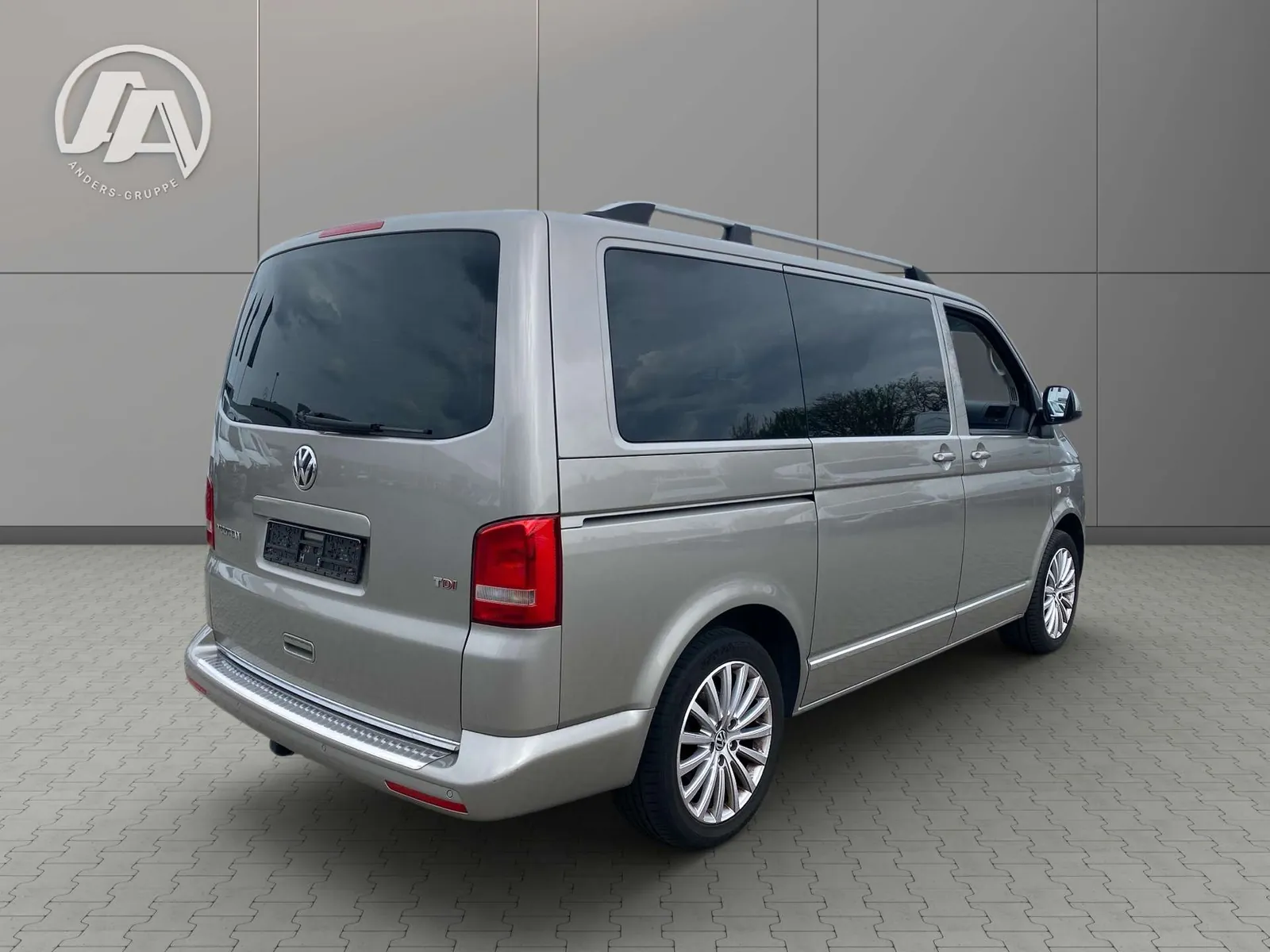 Volkswagen T5 Multivan 2014 photo 3