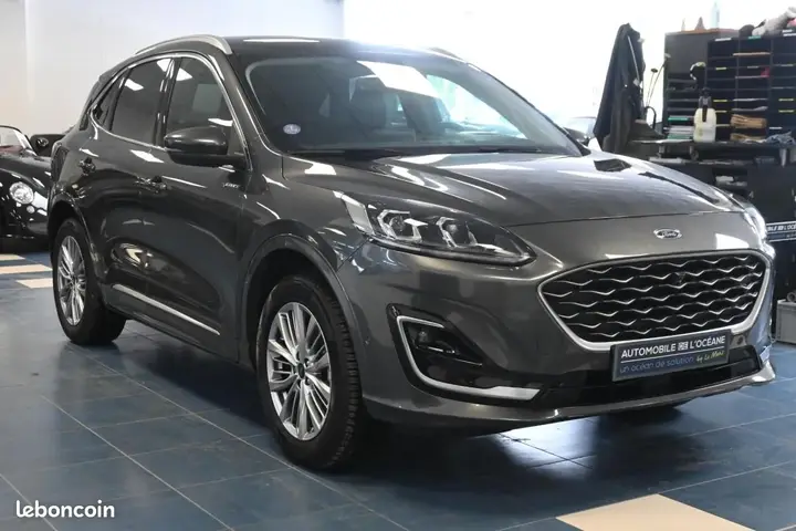 Ford Kuga 2025 photo 3
