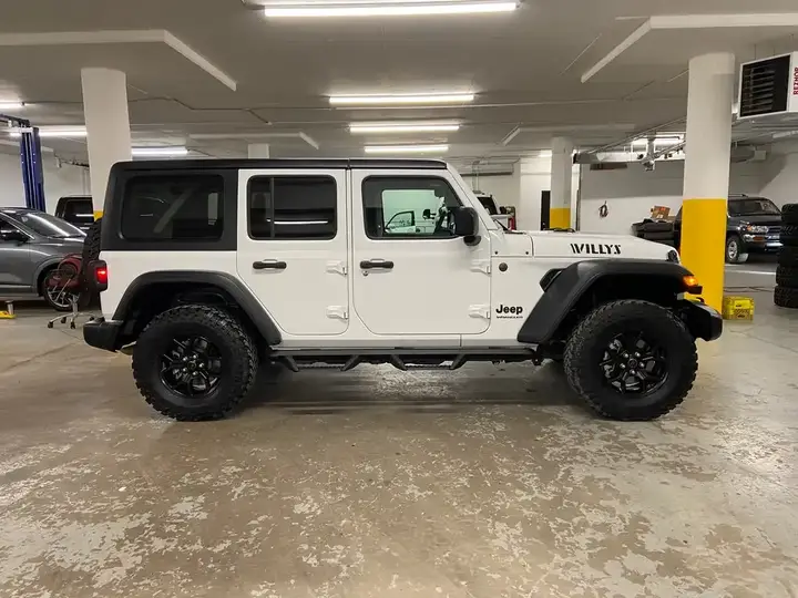 Jeep Wrangler 2024 photo 4