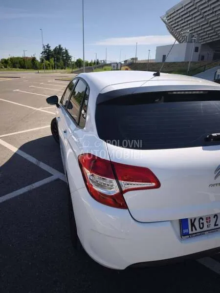 Citroen C4 2014 photo 4