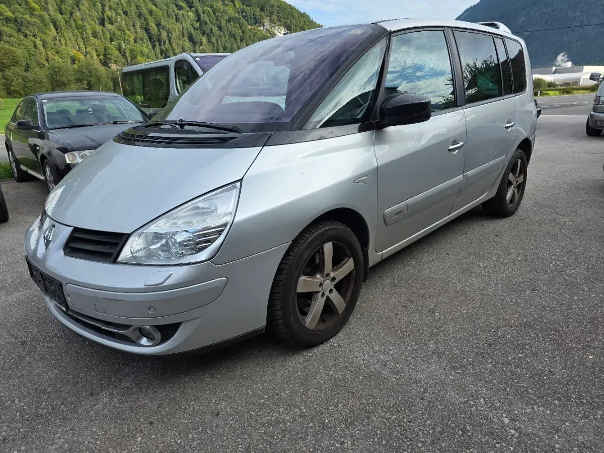 Renault Espace 2012 photo 2