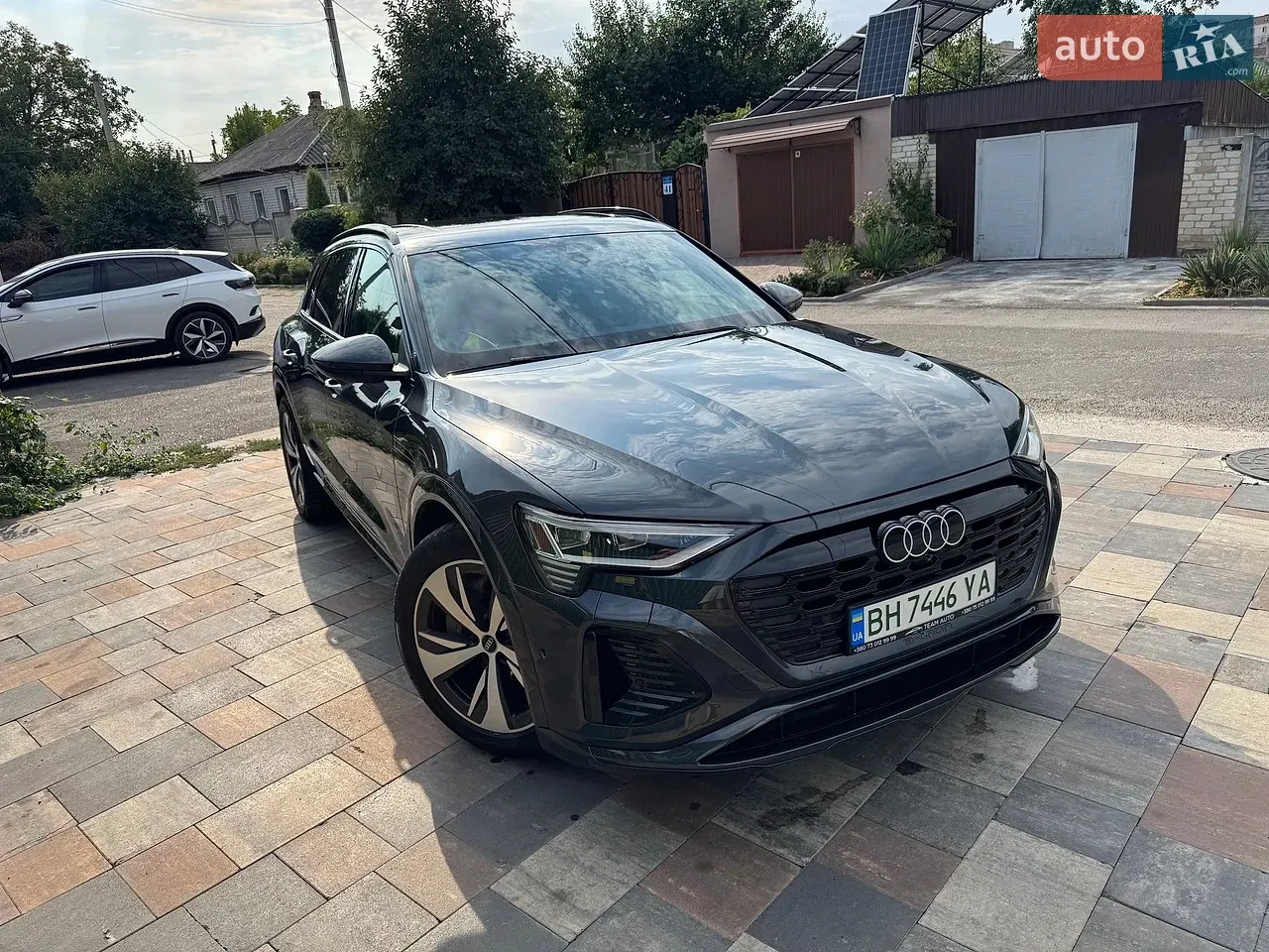 Audi Q8 E-Tron 2023 photo 5