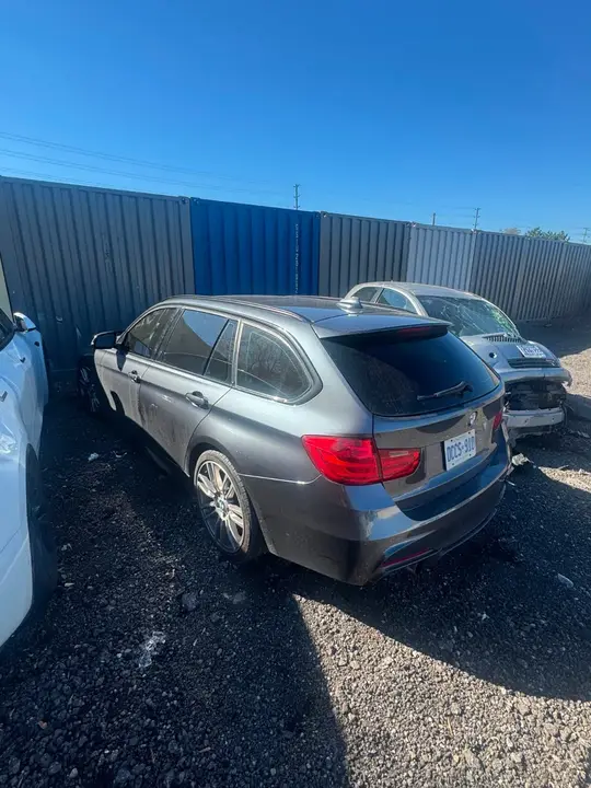 BMW 328I 2014 photo 3
