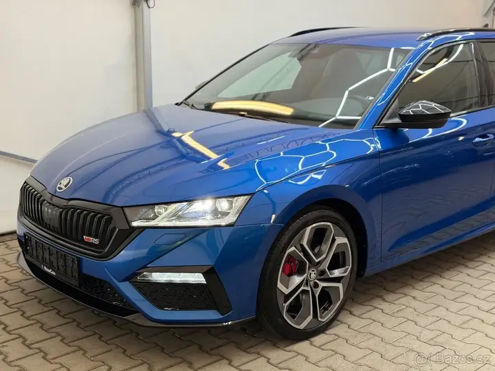 Skoda Octavia 2023 photo 2
