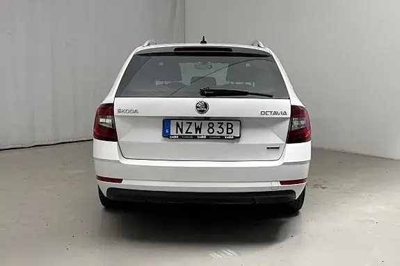 Skoda Octavia 2020 photo 2