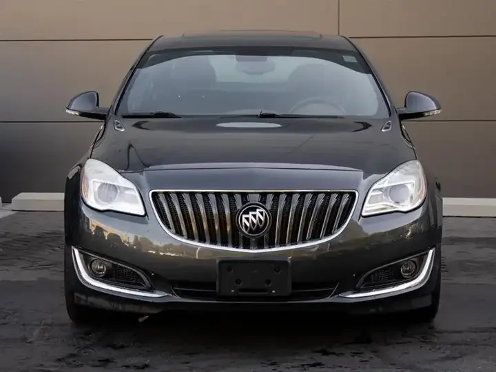 Buick Regal 2017 photo 2
