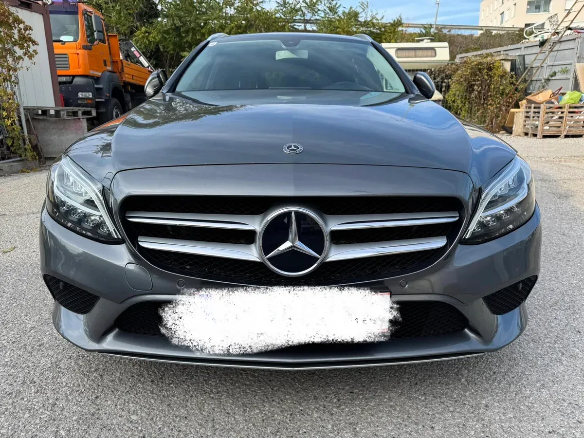 Mercedes-Benz C-Class 2018 photo 3