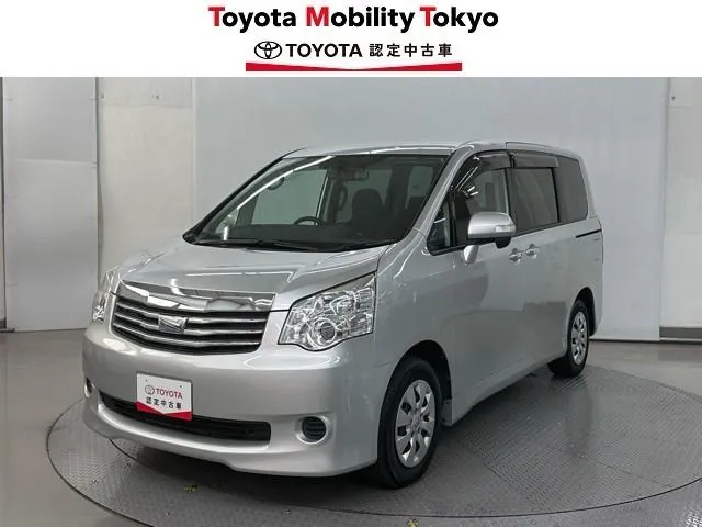 Toyota Noa
