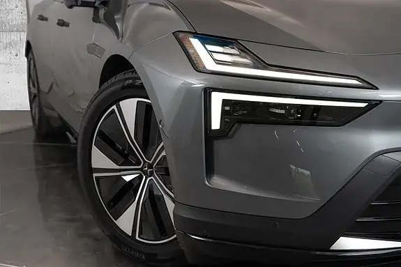 Polestar 4 2026 photo 3