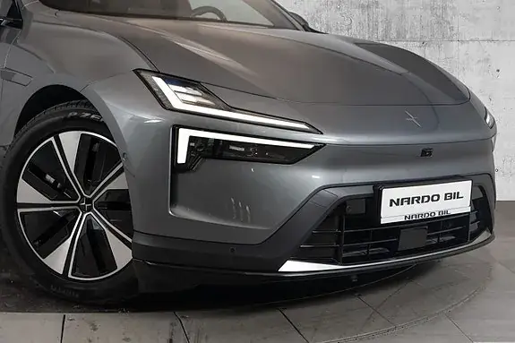 Polestar 4 2026 photo 2