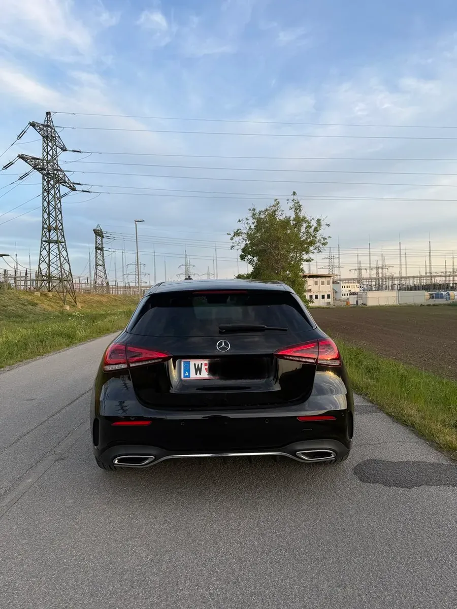 Mercedes-Benz A-Class 2018 photo 2