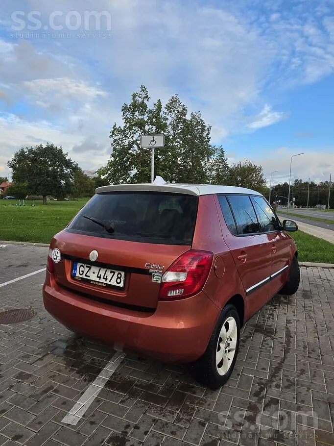 Skoda Fabia 2007 photo 5
