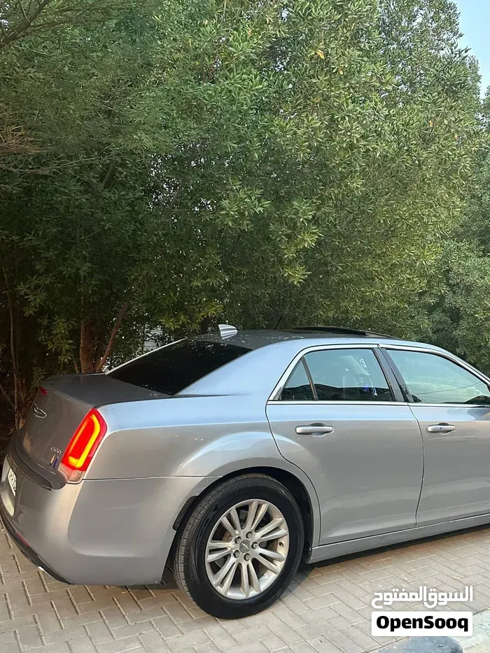Chrysler 300 2015 photo 4