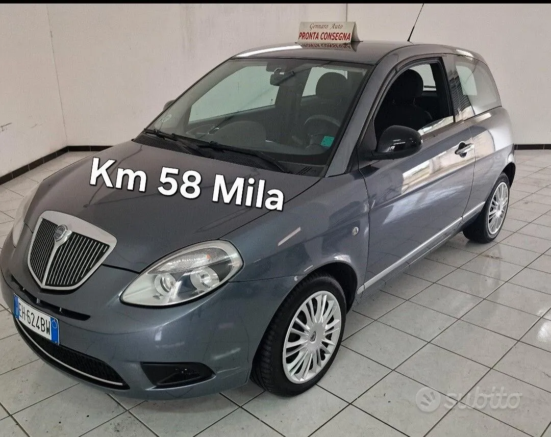 Lancia Ypsilon