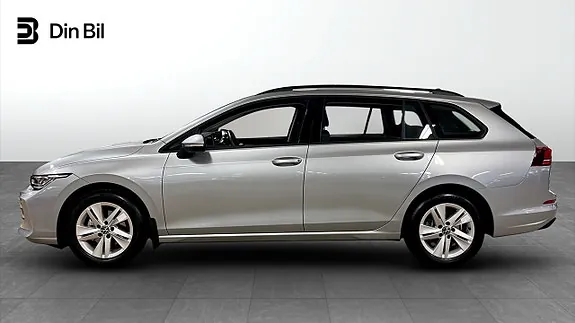 Volkswagen Golf I 2026 photo 2