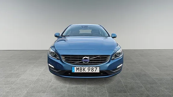 Volvo V60 2016 photo 2