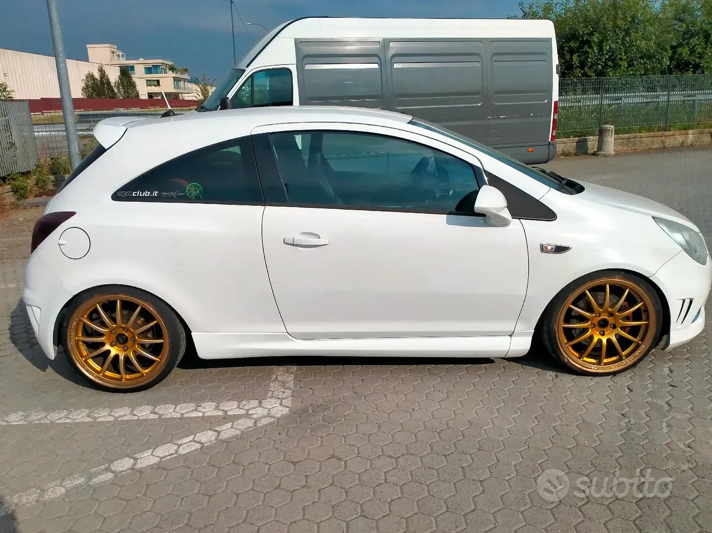 Opel Corsa 2011 photo 4