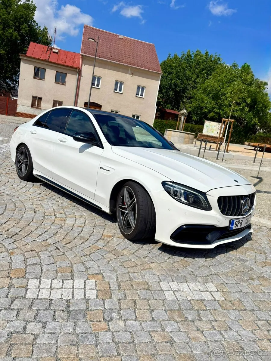 Mercedes-Benz C63 S Amg 2021 photo 3