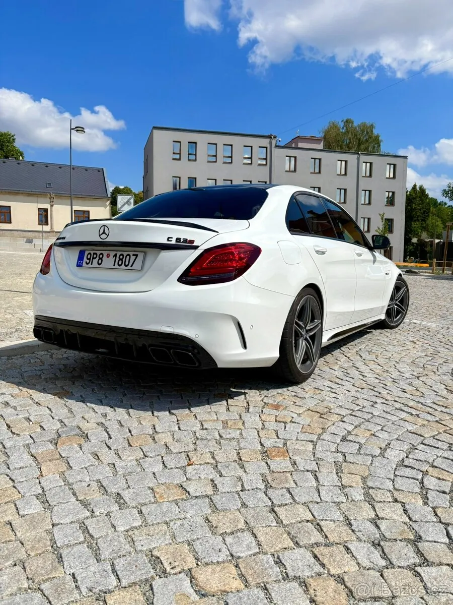 Mercedes-Benz C63 S Amg 2021 photo 2