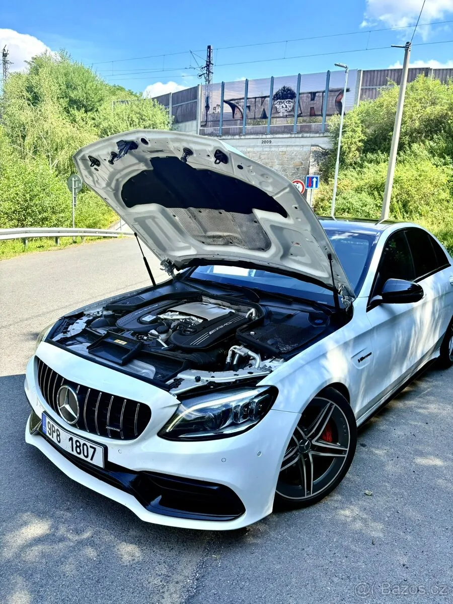 Mercedes-Benz C63 S Amg 2021 photo 4