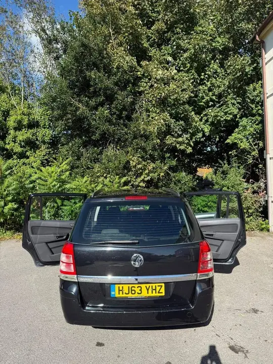 Vauxhall Zafira 2013 photo 3