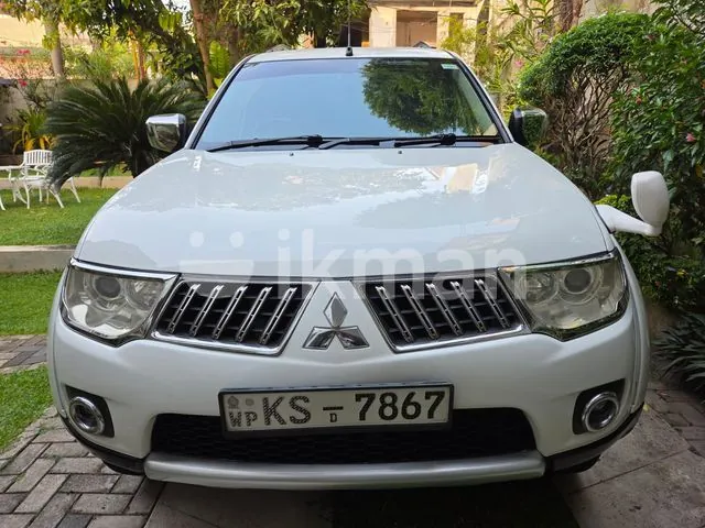 Mitsubishi Montero