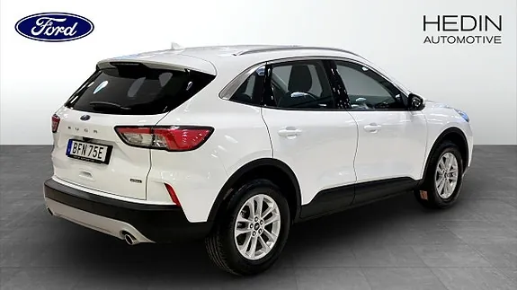Ford Kuga 2023 photo 2