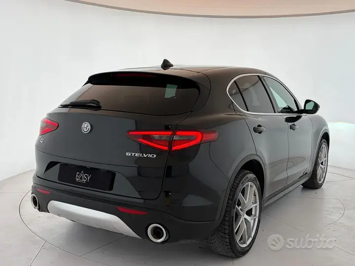 Alfa Romeo Stelvio 2019 photo 5