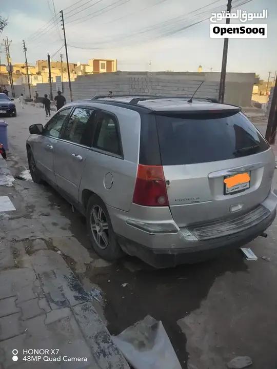 Chrysler Pacifica 2012 photo 2