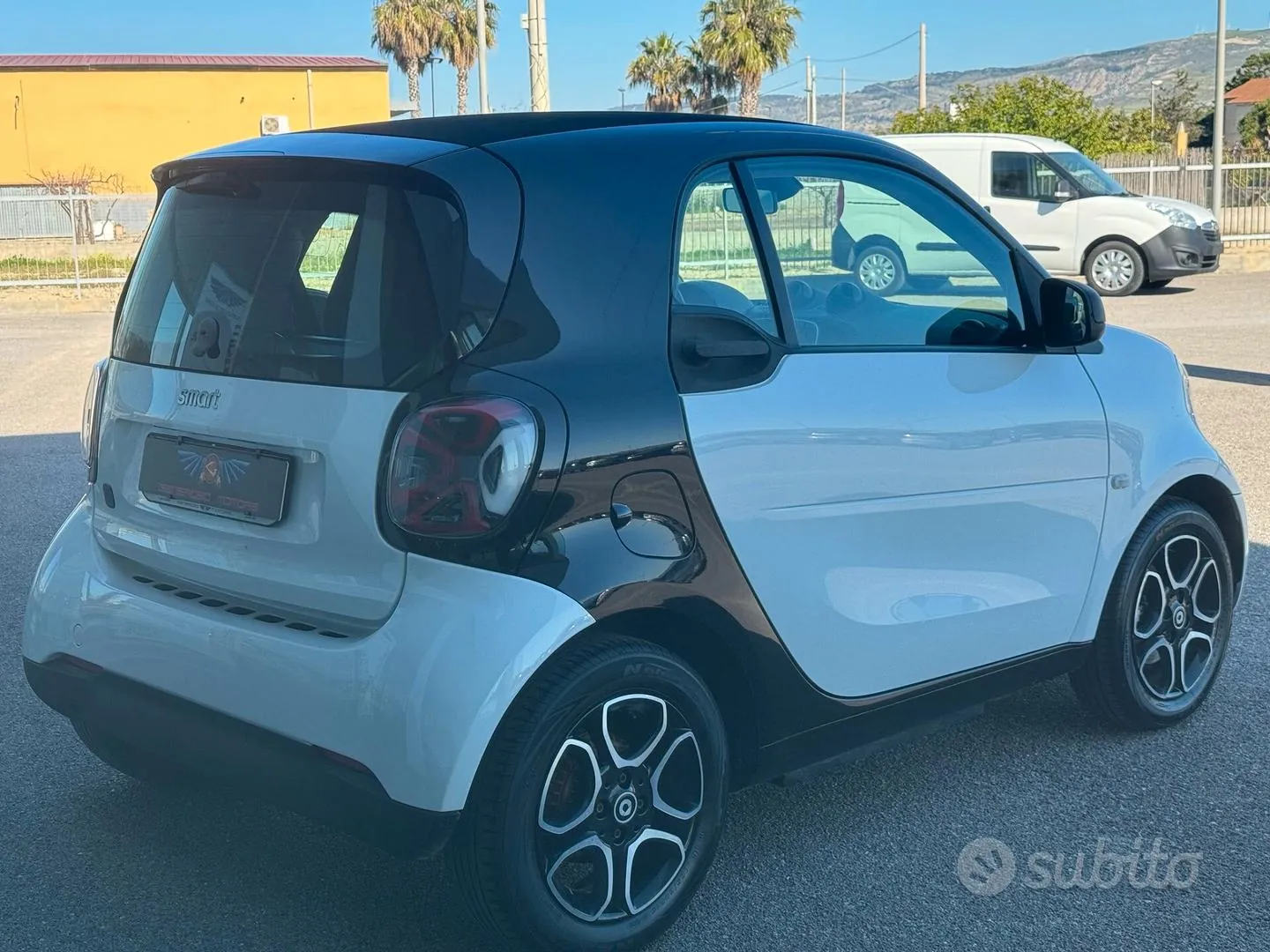 Smart Fortwo 2019 photo 4