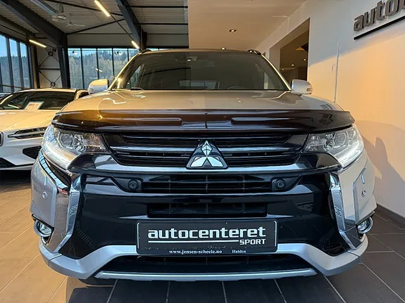 Mitsubishi Outlander 2018 photo 3