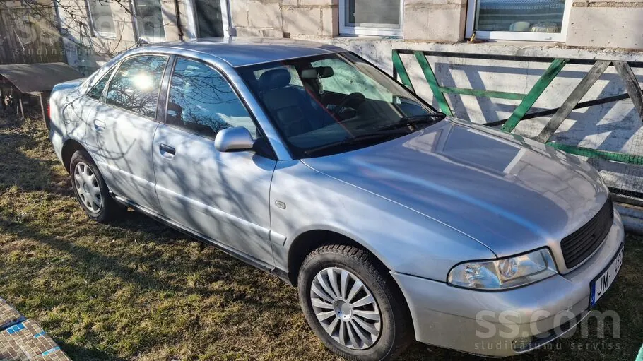 Audi A4 1999 photo 4