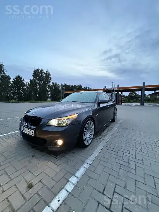 BMW E60