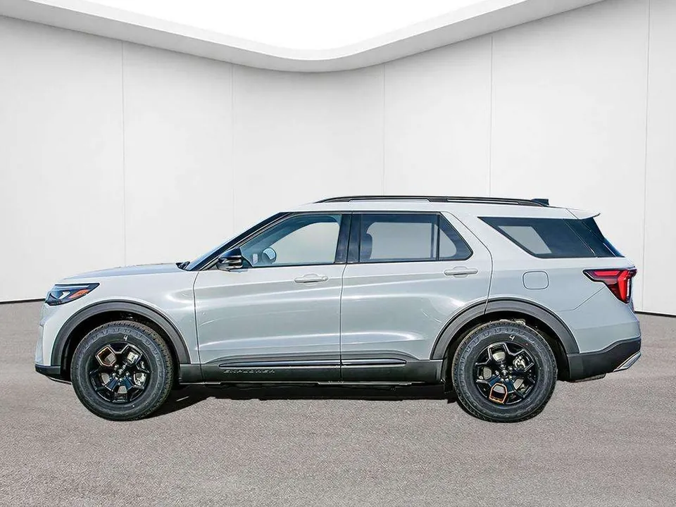 Ford Explorer 2026 photo 4