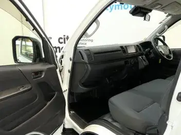 Toyota Hiace 2021 photo 5