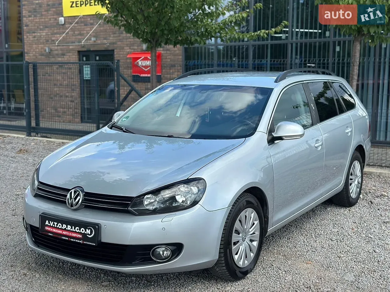 Volkswagen Golf 2009 photo 3