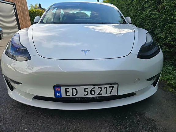 Tesla Model 3 2021 photo 4