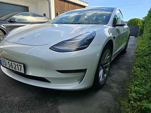 Tesla Model 3 2021 photo 5