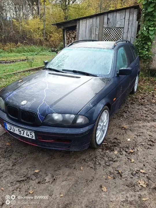 BMW 320