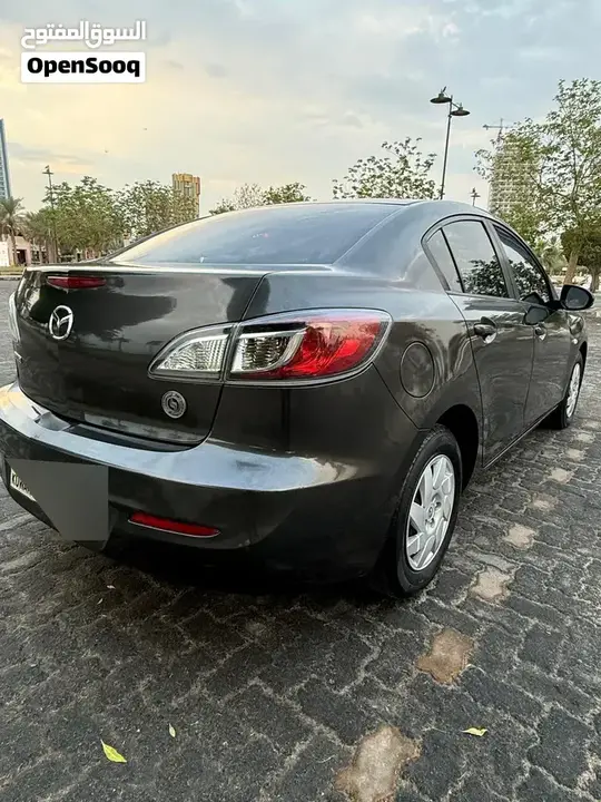 Mazda 3 2013 photo 4